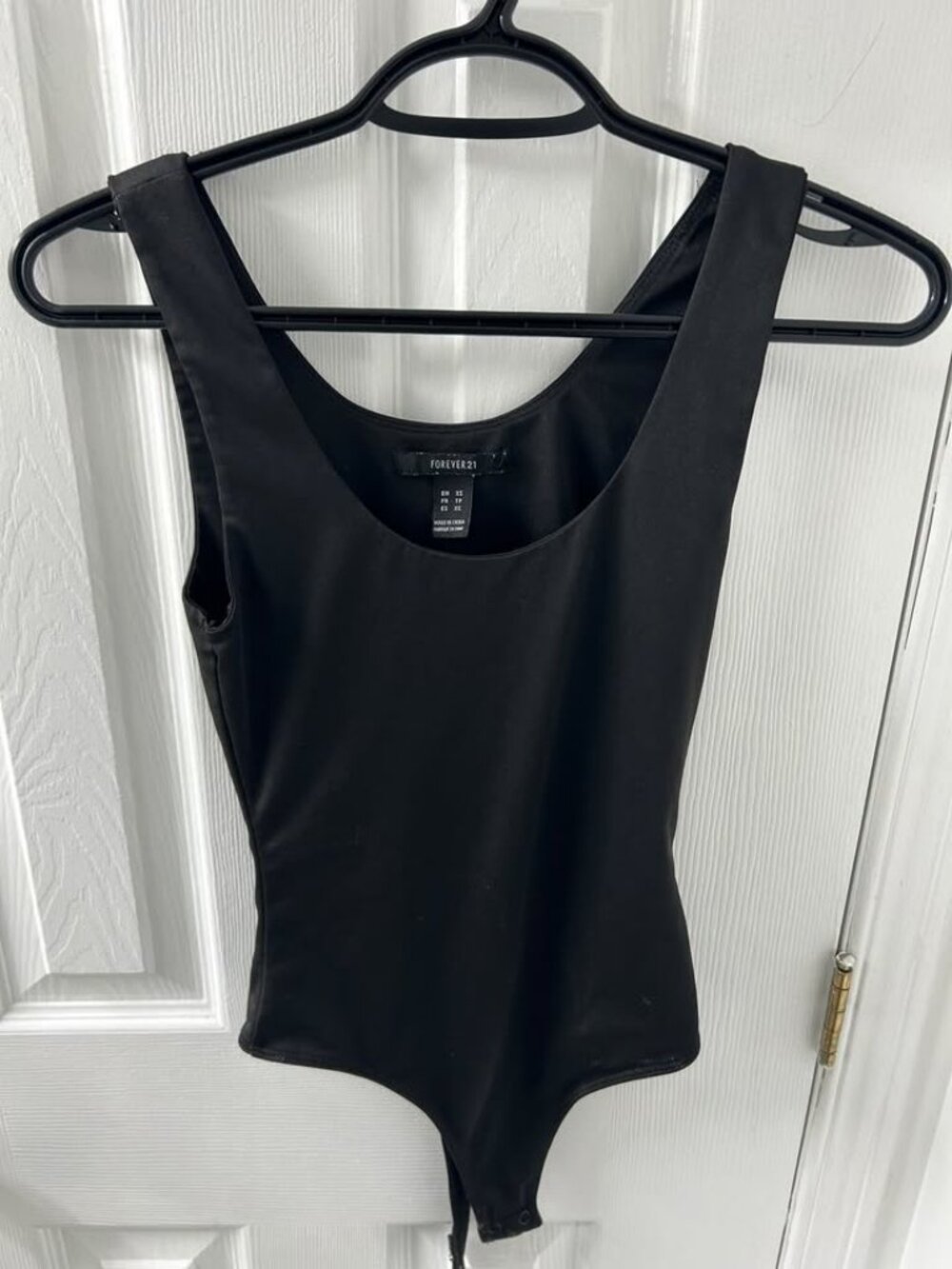 Forever 21 Black Bodysuit Scoop Neckline, Size XS